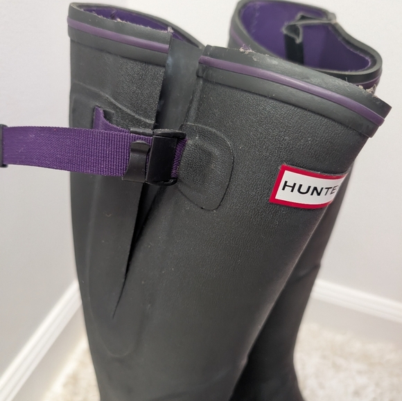 Hunter Balmoral Wellington Boots in Olive/Purple - Picture 4 of 6
